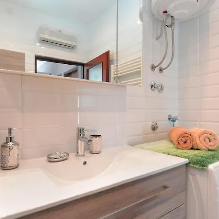 Fuer 4 Personen Ca 75 Qm In Fazana, Istrien Istrische Riviera * Fazana